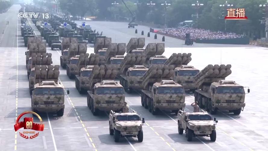 这些受阅武器装备震撼亮相