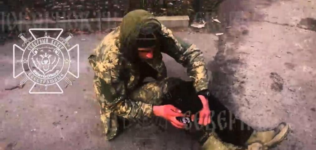 乌军士兵乔装成俄军 枪杀两名俄士兵