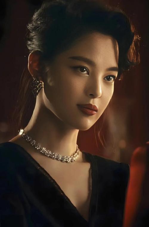 辛芷蕾拿影后 VOGUE主编评论区沦陷