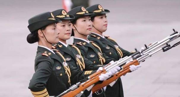 仪仗兵退役时称礼宾枪是信仰