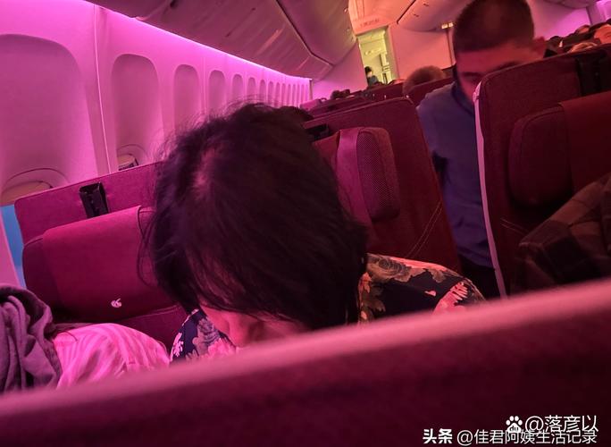 旅客飞机上想起家中煮着鸡蛋没关火