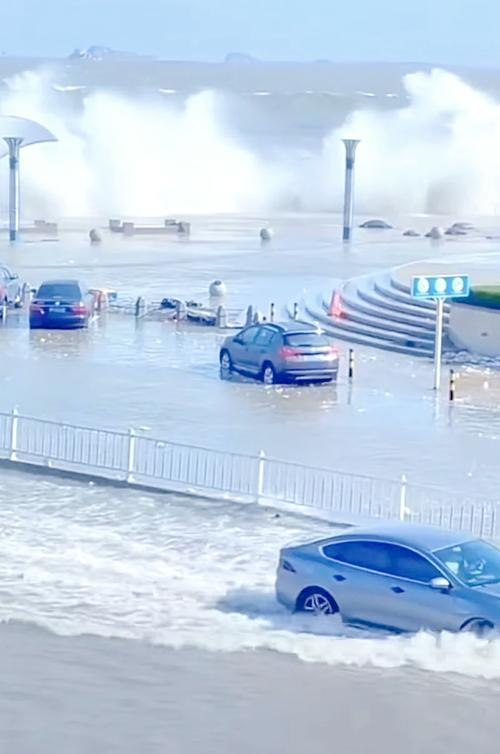 珠海海水倒灌流入地下车库