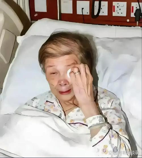 台湾87岁老人在家中淹死 女儿泪崩
