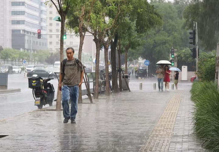 周末这些地方有暴雨大暴雨