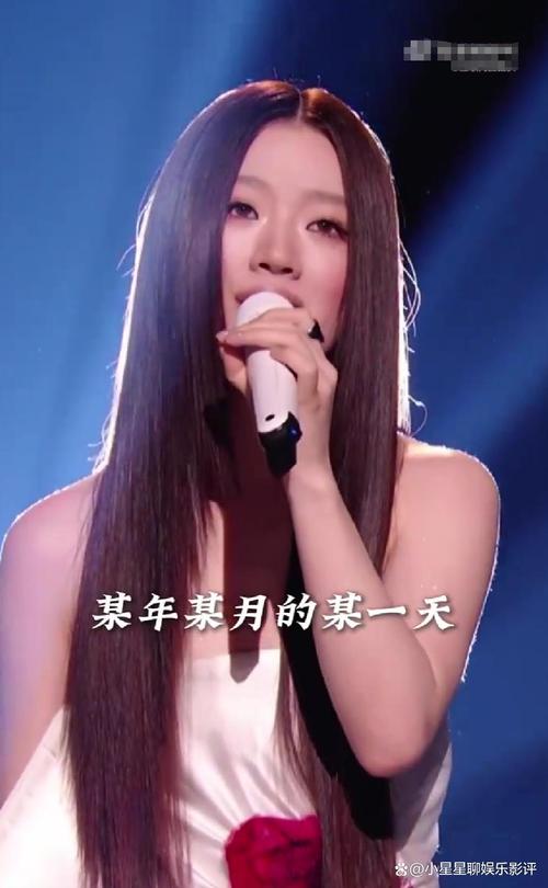 听单依纯唱《君》感觉被净化了