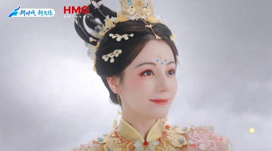 迪丽热巴嫦娥造型像神女下凡