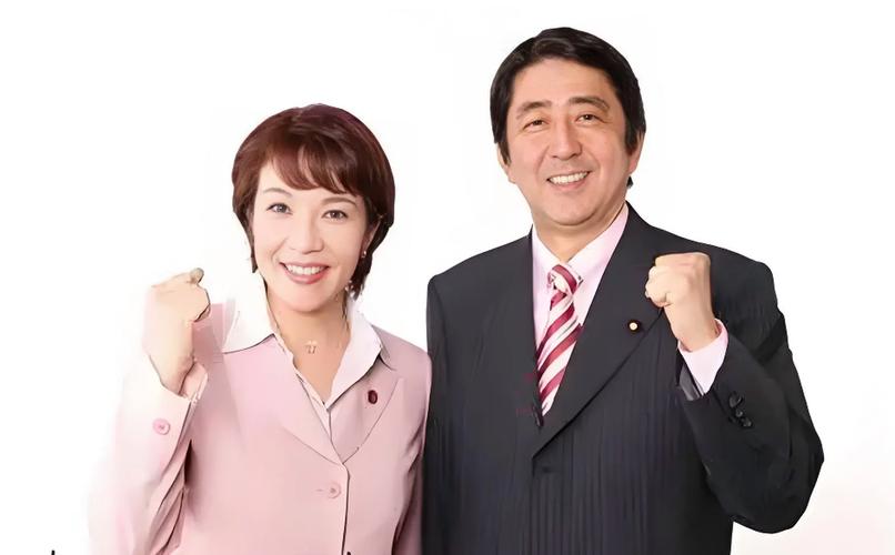 高市早苗为何被称“女版安倍”