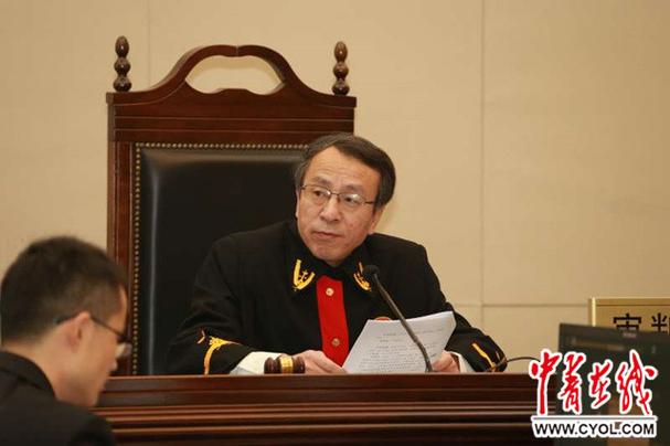 “民告官”湖北一市市长出庭应诉