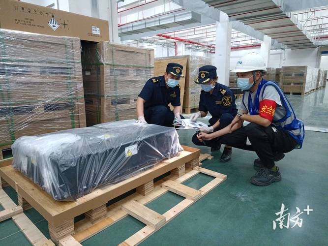 中国对锂电池等实施出口管制