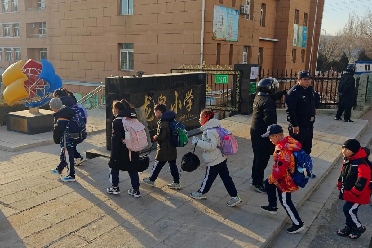 辽宁一小学开学1个月后关闭