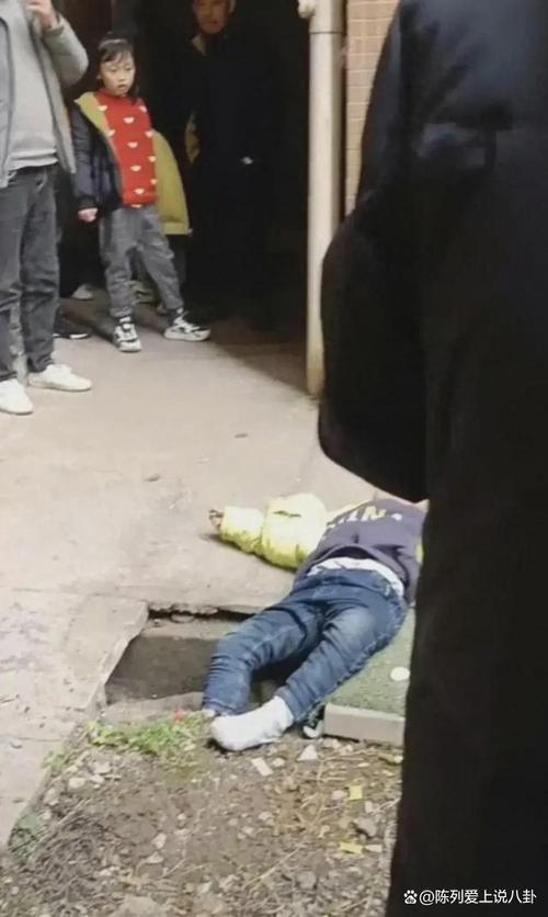 5岁女童从6楼坠下奇迹生还