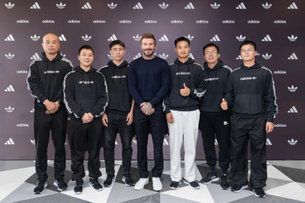 贝克汉姆为买LABUBU从澳门逛到上海