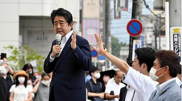 村山富市曾痛批安倍晋三是卖国首相