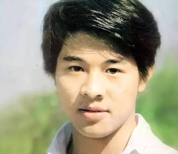 李连杰新身份:001号终身志愿者