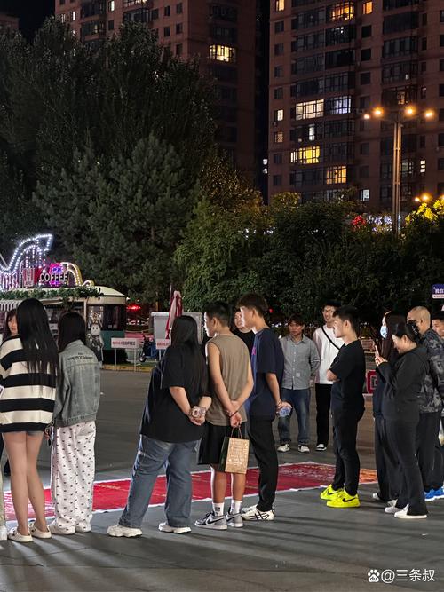 哈尔滨正式供热 居民:在家穿短袖
