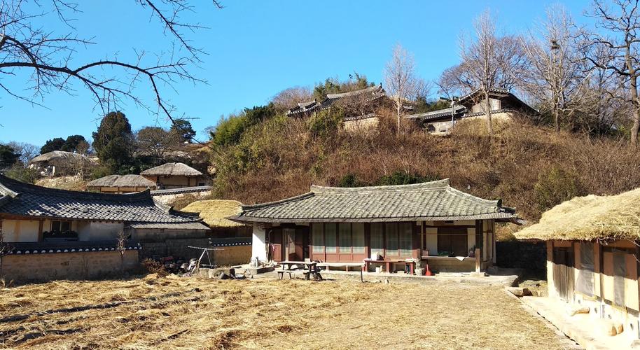 韩国庆州出土1600年前将军墓