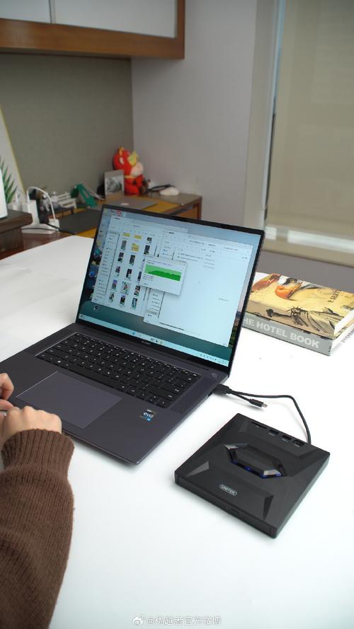 电脑上如何放DVD？需要什么软件？