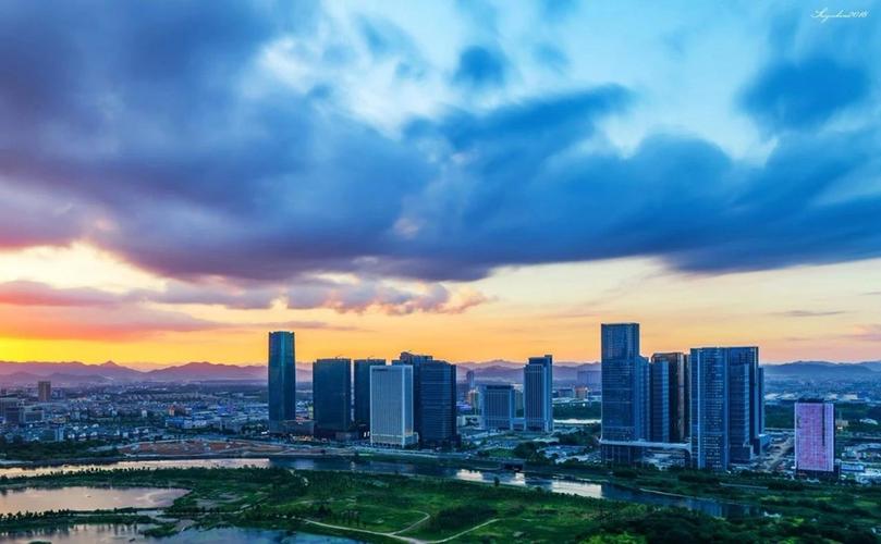美记者义乌感受中国硬核制造实力
