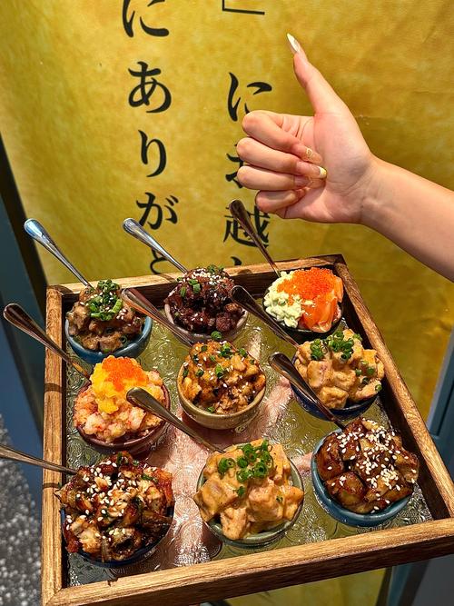 成都一寿司广告被吐槽饭缩力拉满