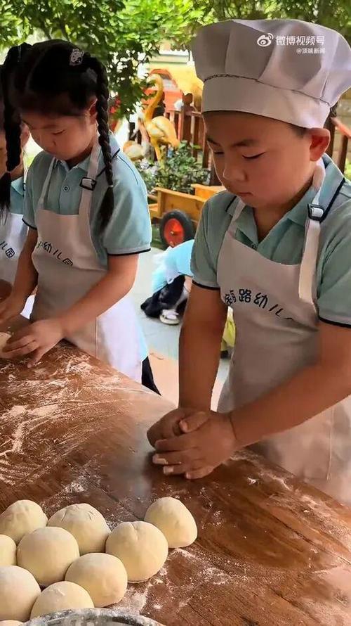 “吃苦幼儿园”为何能走红