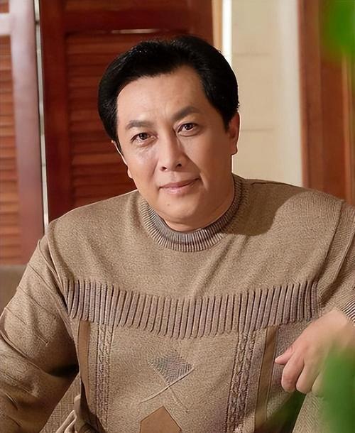 唐国强唱《以父之名》版权费都省了
