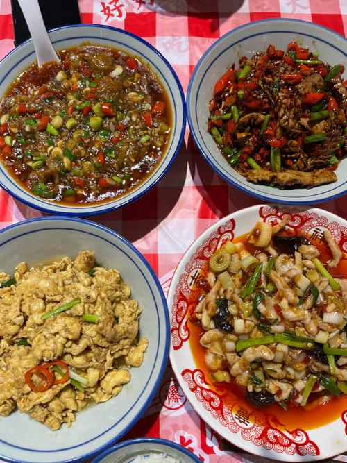 最低3元1碗 年轻人抢着去博物馆炫饭