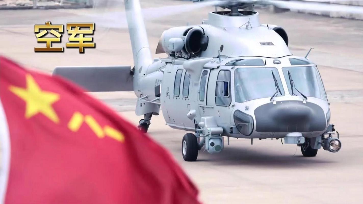 解放军驻香港部队组织联合巡逻