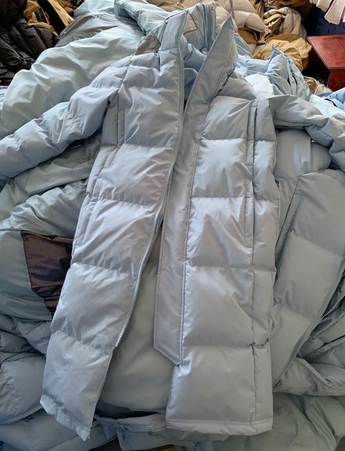 300元以下难买真羽绒服?记者调查