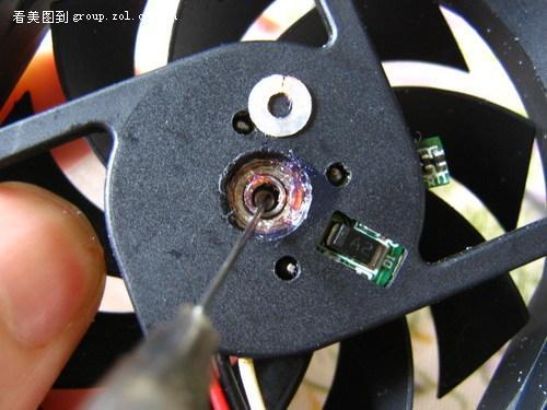 电脑风扇如何加油