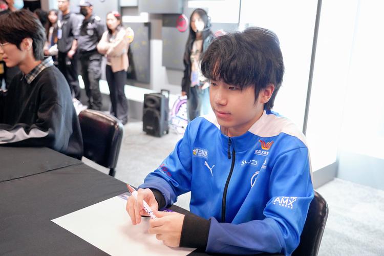 eStar晋级败者组下一轮