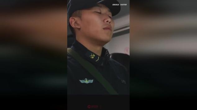 新“带刀护卫”画面公布