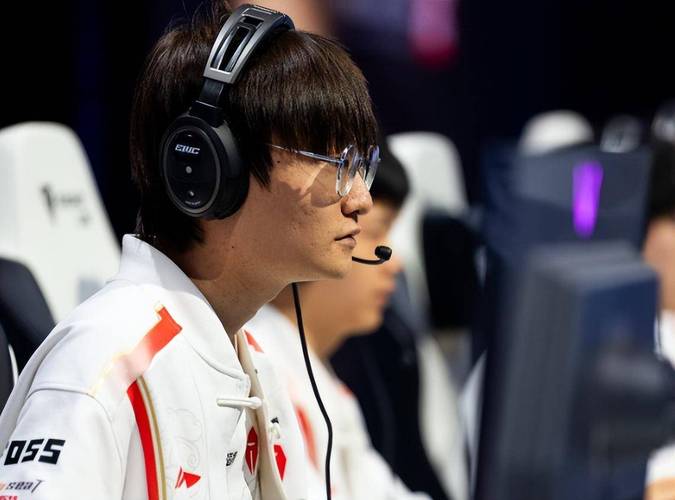 TES击败G2挺进S15四强