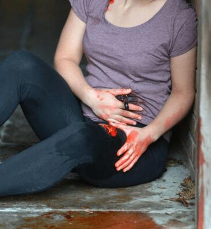 巴西9岁男孩捅死母亲