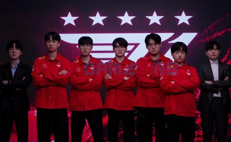 韩国战队T1对阵中国战队12连胜