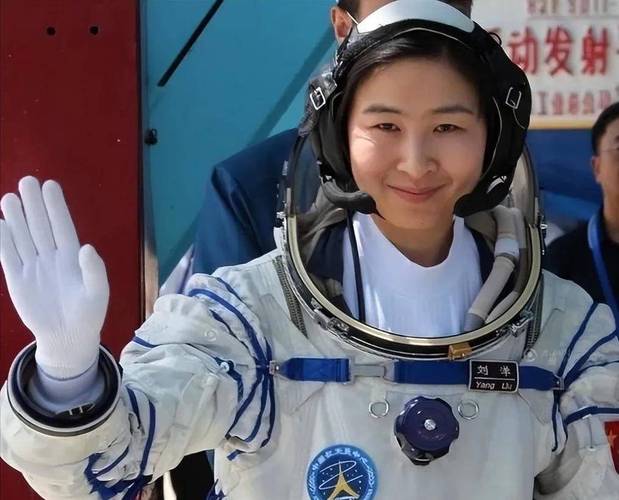 女航天员回地球后禁止生育系谣言