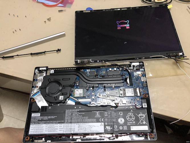 电脑显示器如何拆