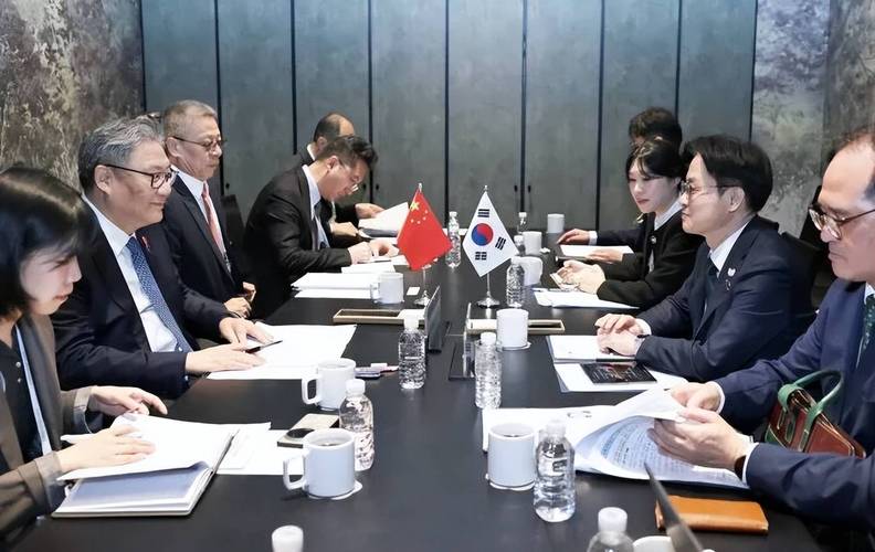 商务部：推动恢复中日韩自贸协定谈判