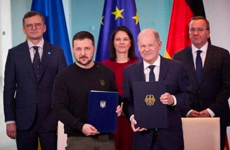 欧盟通过决议 援助乌超18亿欧元