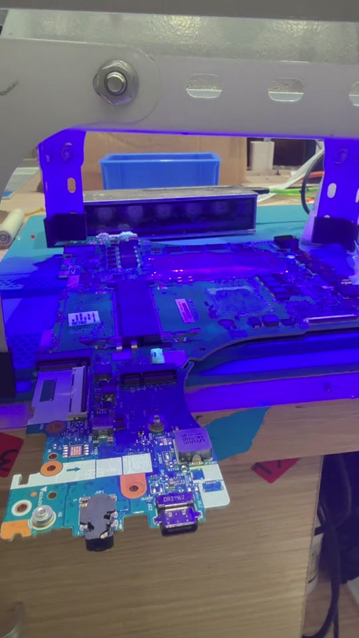 如何拆电脑显示器？需要注意哪些步骤？