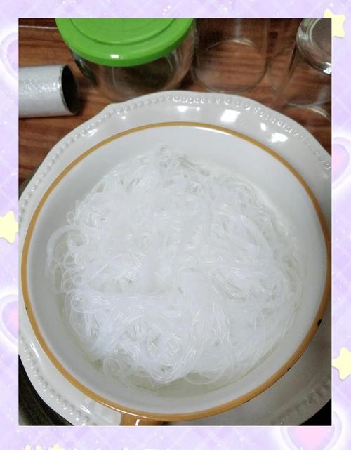 江苏一餐饮店用空调冷凝水泡发粉丝