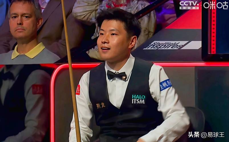 赵心童6比5塞尔比晋级国锦赛四强