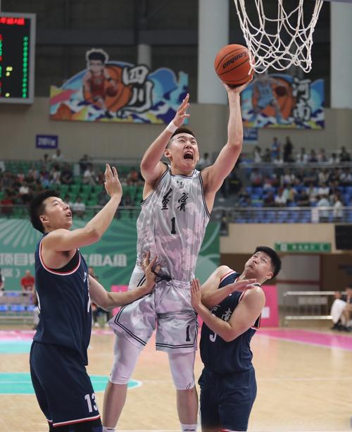 辽宁男篮险胜北京获全运会三连胜