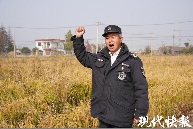 安徽天柱山“高颜值保安团”走红