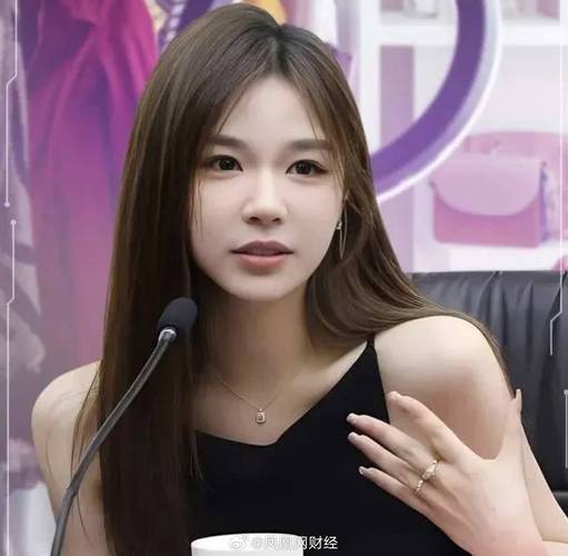 女主播控诉网红教唆吸毒 警方介入