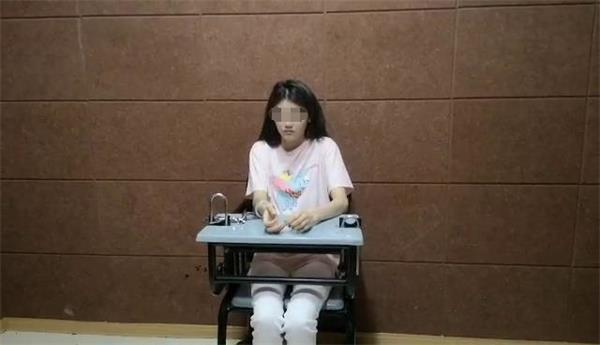 女主播控诉网红教唆吸毒 警方介入