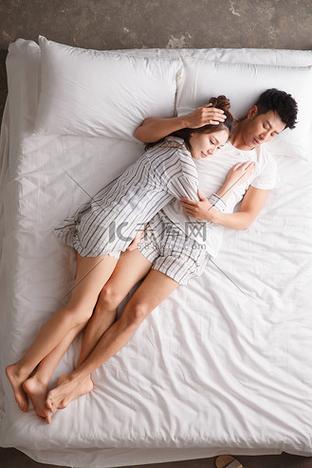 中国人连睡觉都有浪漫感