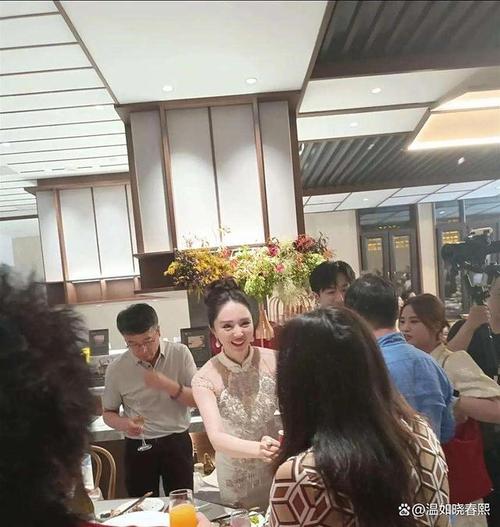 董璇回应婚礼餐标67元