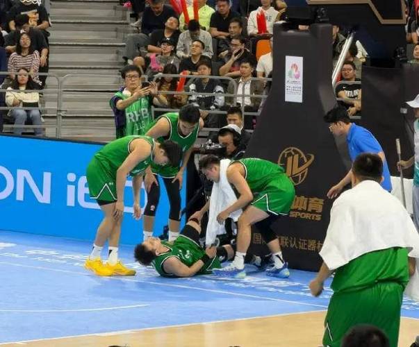 广东男篮淘汰辽宁晋级决赛