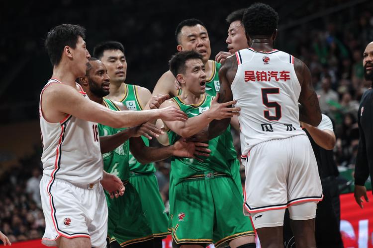 广东男篮淘汰辽宁晋级决赛