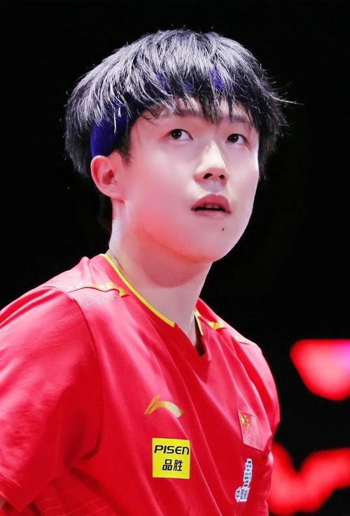 王楚钦4比3险胜黄镇廷 晋级男单8强